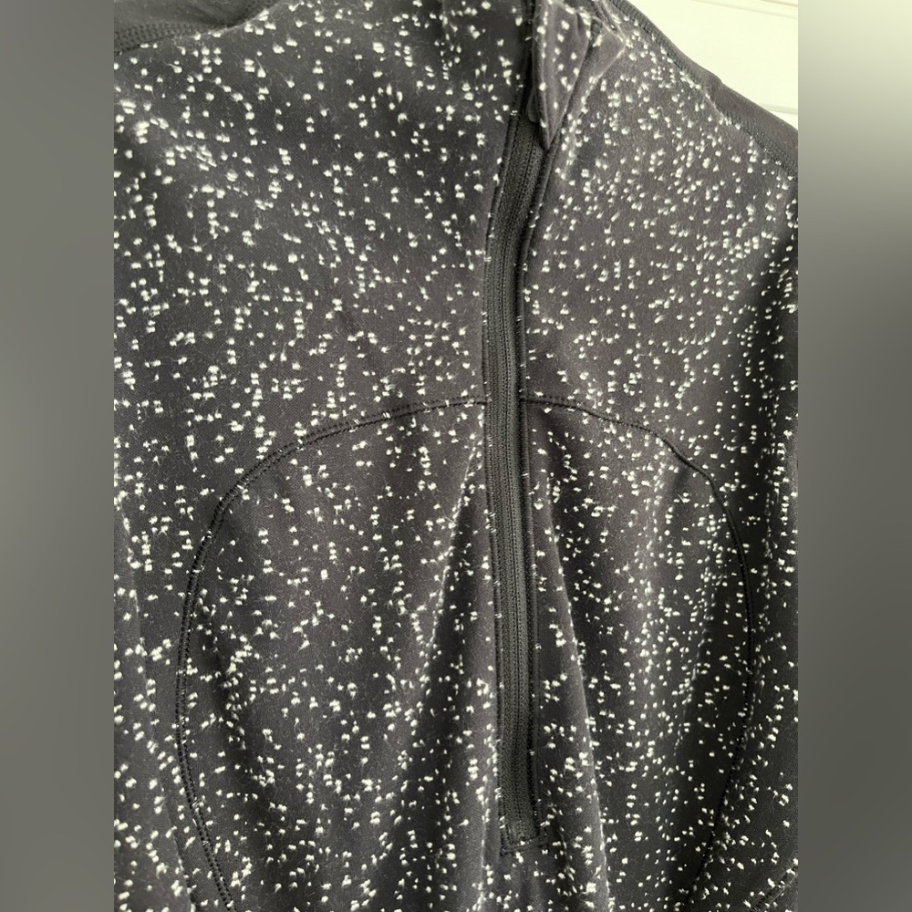 Lululemon Womens Pull Over - image 4